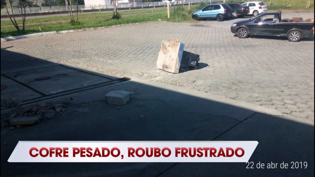 Ação frustrada de quadrilha em roubo a posto em Pinda com cofre de mais de meia tonelada. | Reprizzo